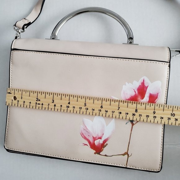 Zara Pink Flower Crossbody Bag - Picture 5 of 9